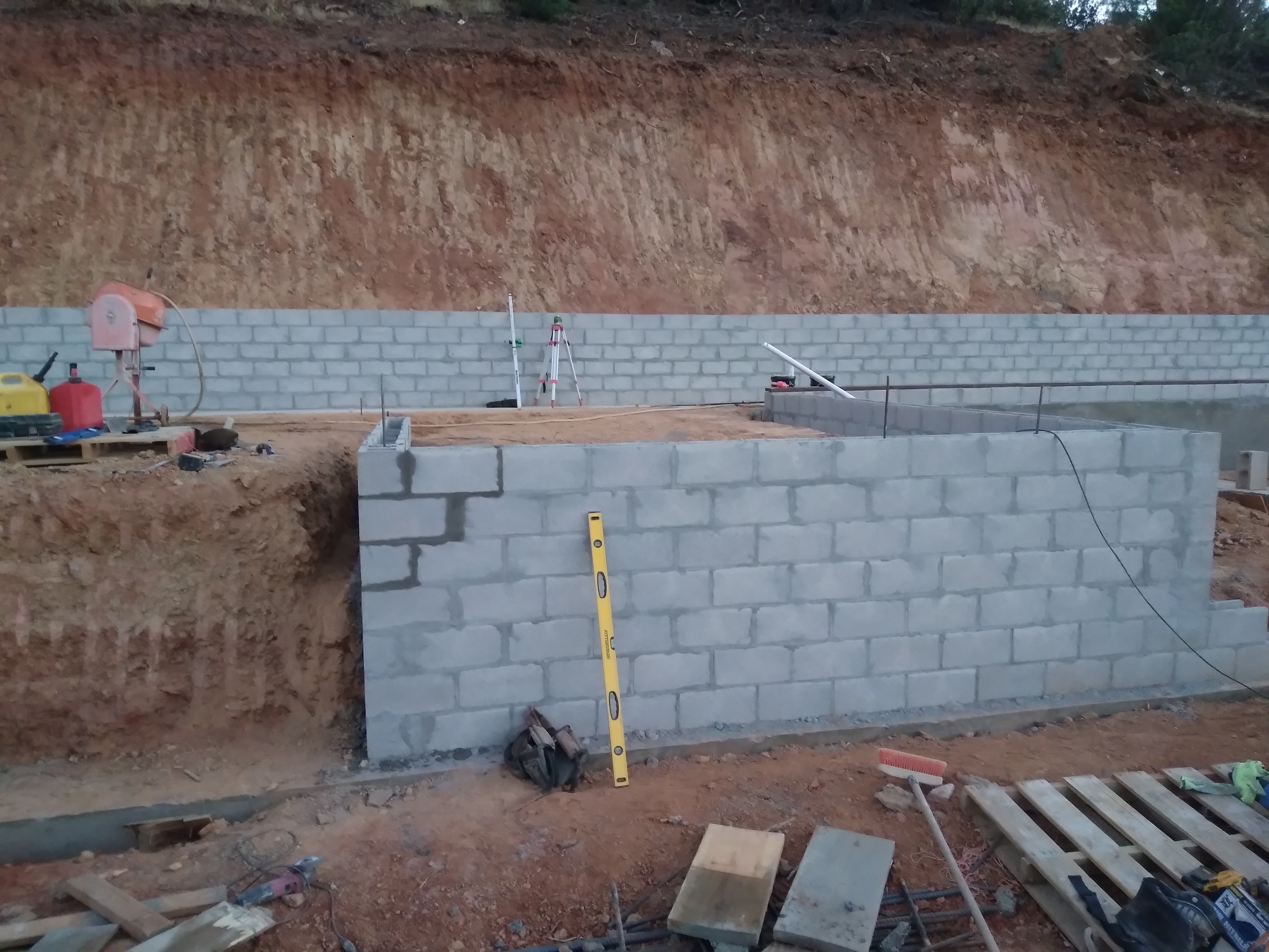 Concrete block stem wall foundation construction in Mariposa CA