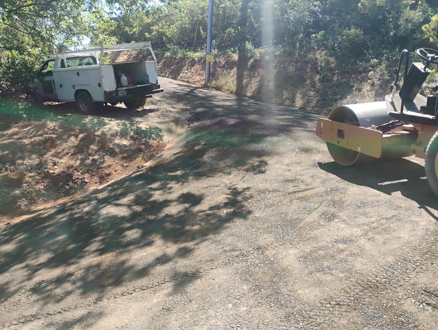 Road grading and compaction work in Mariposa CA